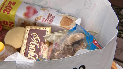 Депутат Госдумы обеспечил продуктами пенсионеров, инвалидов и многодетные семьи