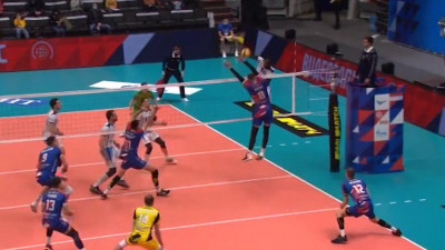 ВК «Зенит» в домашней встрече обыграл «Нефтяник»