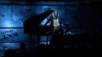 Приют комедианта представил историю героя, который не может получать удовольствие от жизни