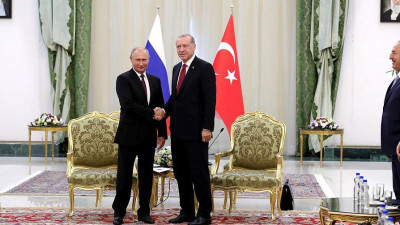 Путин прибыл в Тегеран для участия в переговорах по Сирии