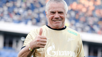«Зенит» продлил контракт с Александром Медведевым