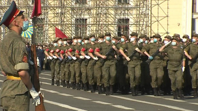 Гостями парада Победы на Дворцовой площади станут 200 ветеранов