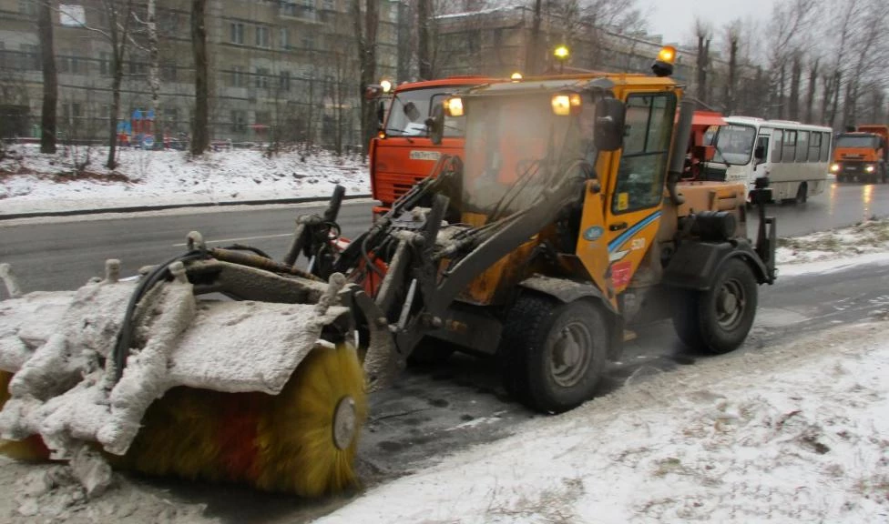 Дорожные службы Петербурга за неделю вывезли 16 тыс. кубометров снега - tvspb.ru