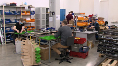 Эксперты отметили необходимость освоения новых профессий после введения санкций