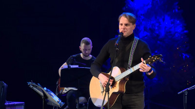 В «Мюзик-Холле» проходит концерт российского певца Ивана Ожогина