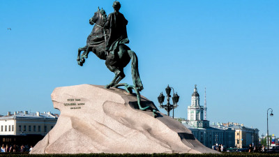 Петербургские ученые предположили возраст Гром-камня под «Медным всадником»