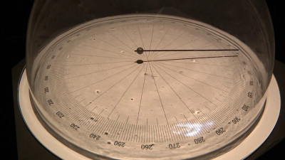 В академии Штиглица представили выставку «Космос и хаос»