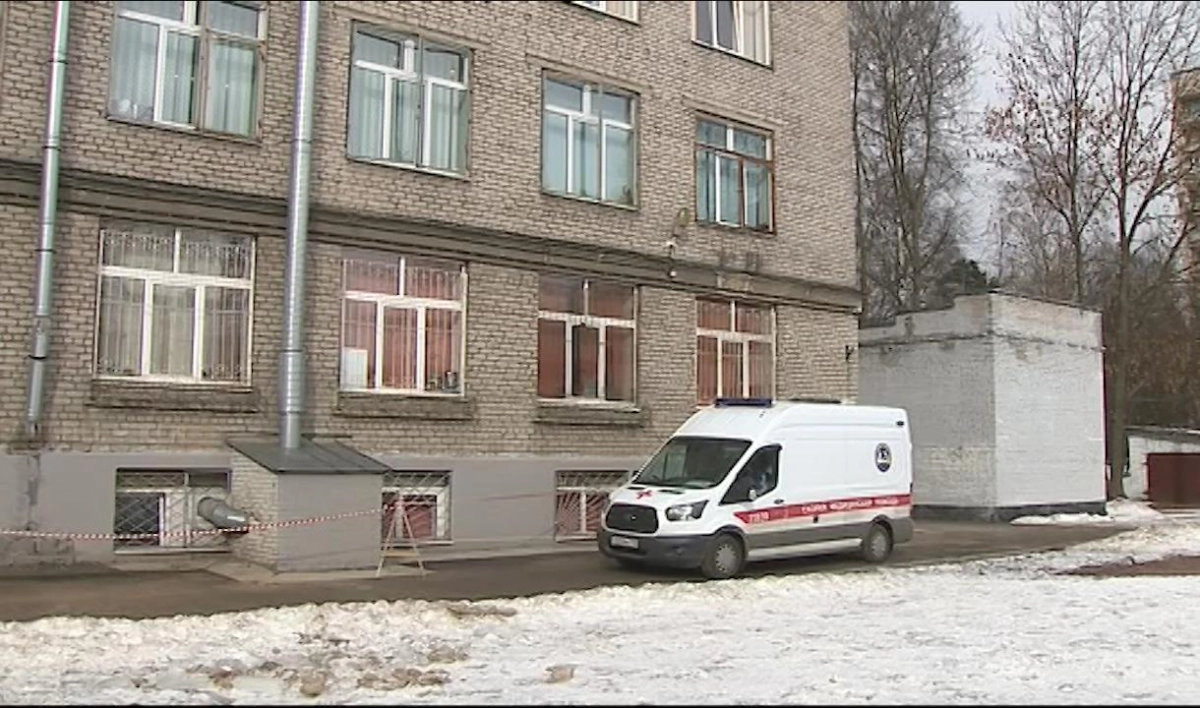 Митянина: Трое школьников остаются в реанимации после отравления - tvspb.ru