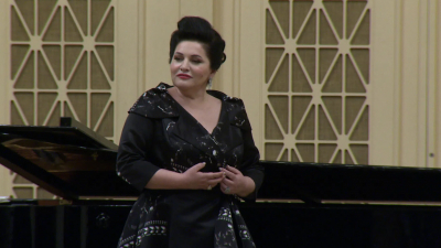 Сольный концерт оперной певицы Хиблы Герзмава прошел в филармонии