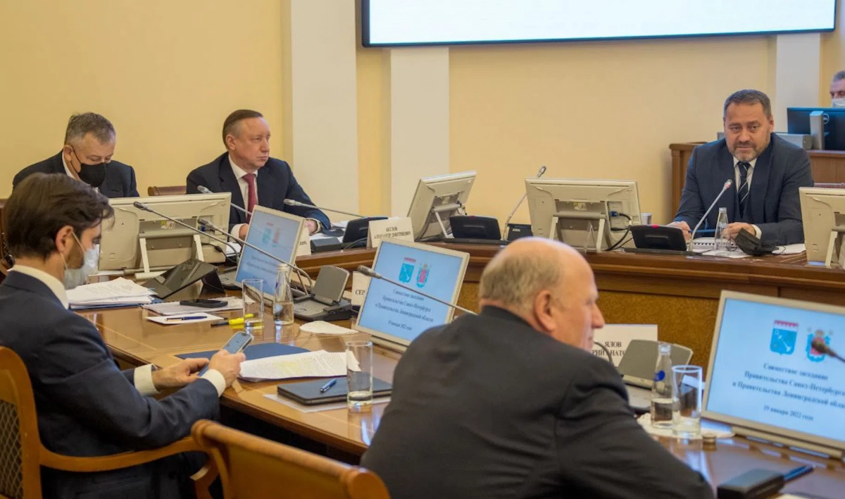 На совместном заседании правительств Петербурга и Ленобласти обсудили новые дороги - tvspb.ru