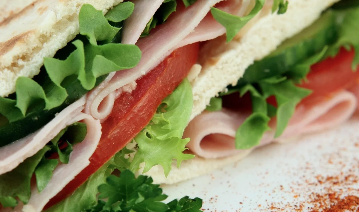 В Петербурге 30% колбасы «Докторская» не соответствует ГОСТу - tvspb.ru