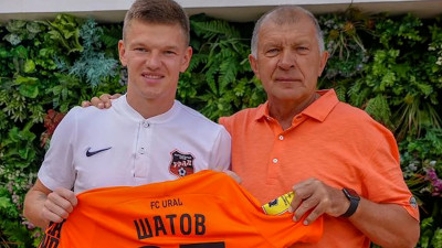 Бывший игрок «Зенита» Олег Шатов перешел в «Урал»