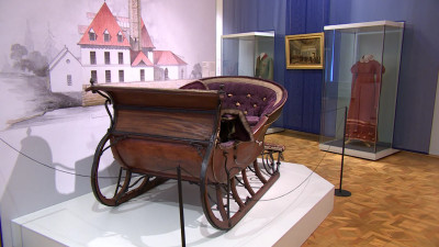 По всему Гатчинскому дворцу дадут прогуляться по цене билета за экскурсию