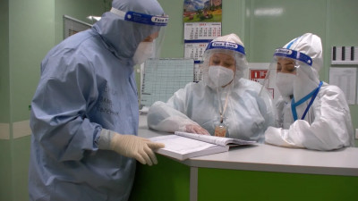 Медики ЗВО оказали помощь 4 тысячам ковидных больных с начала года