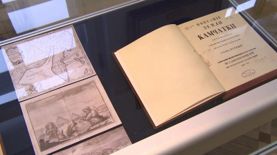 В СПбГУ открылась выставка документов XVIII, посвященная эпохе Петра I