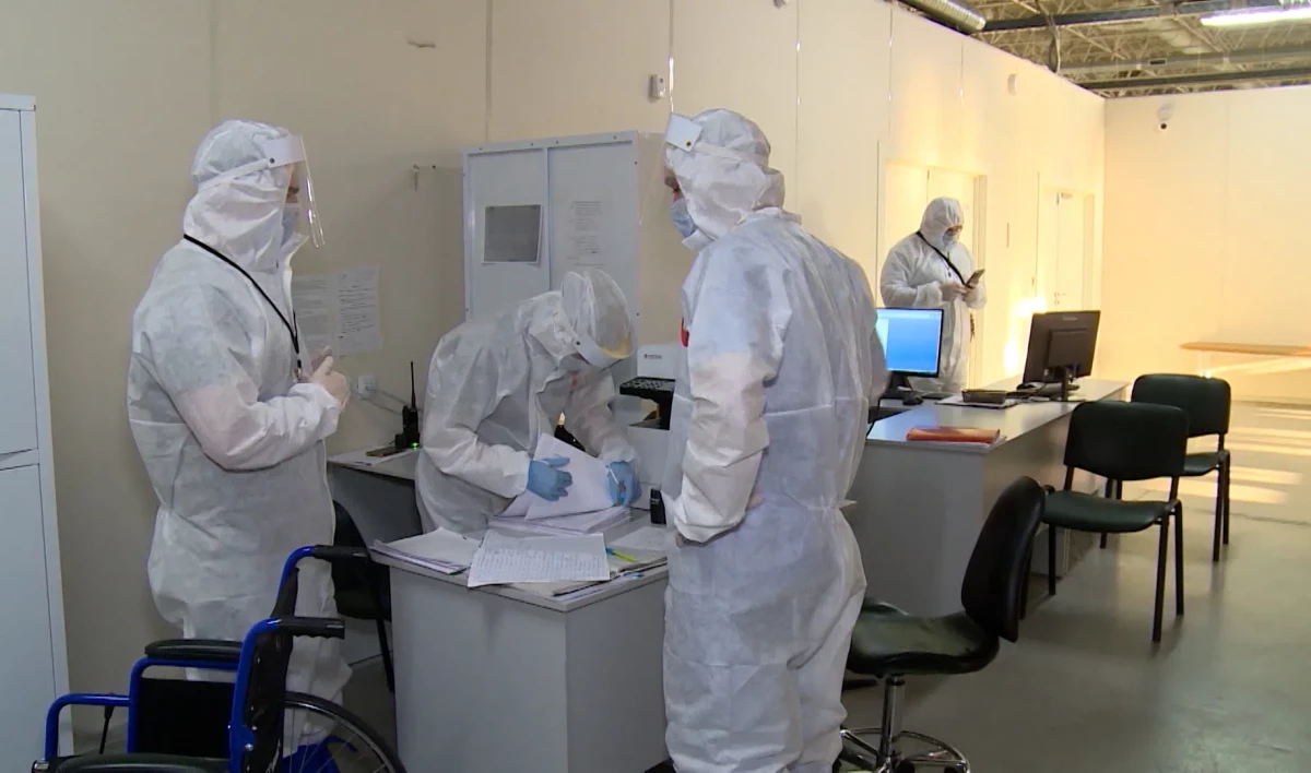 В комздраве Петербурга рассчитывают, что город преодолел пик пятой волны коронавируса - tvspb.ru