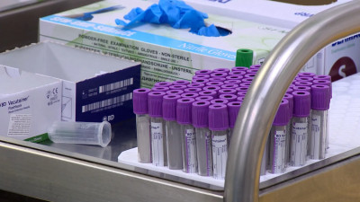 Россиянам рассказали о главных симптомах «омикрон»-штамма