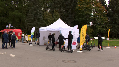 Петербуржцам предложили отказаться от машины в пользу средств индивидуальной мобильности