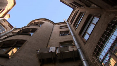 В Петербурге проверили ход работ по восстановлению исторических зданий