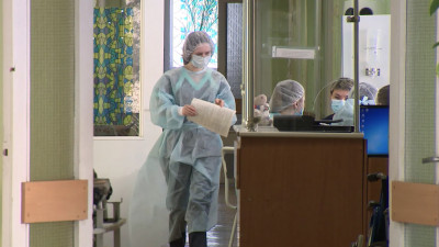 Эксперты рассказали о самых неприятных последствиях «легкого омикрона»