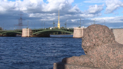 Биржевой мост на полтора года закроют на реконструкцию