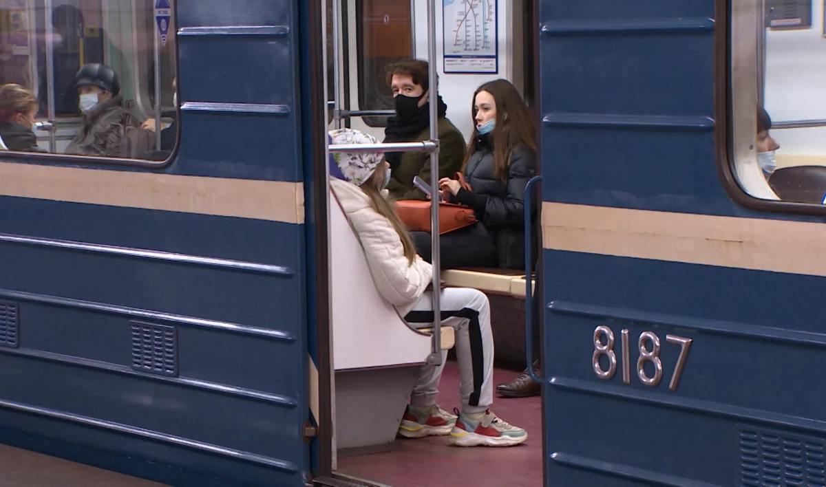 График поездов в метро Петербурга изменен из-за снижения числа пассажиров - tvspb.ru