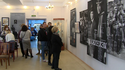 Выставка о творчестве Мариенгофа стартовала в библиотеке им. Чехова