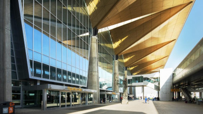 Александр Беглов и Андрей Костин обсудили развитие «Пулково» и строительство ШМСД