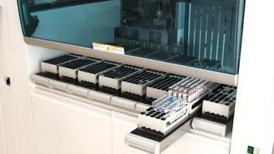 Более 32 тысяч петербуржцев сдали за сутки тест на COVID