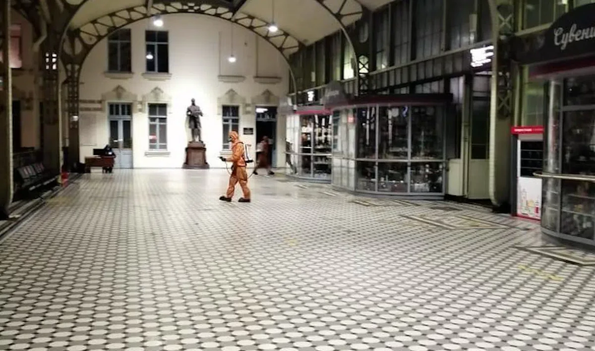 На Витебском вокзале провели дезинфекцию - tvspb.ru