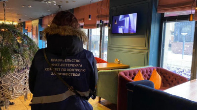 Ресторанам Петербурга напомнили новой проверкой об оставшихся антиковидных правилах