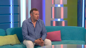 Опасная москитная сетка или как оградить ребёнка от подоконников.