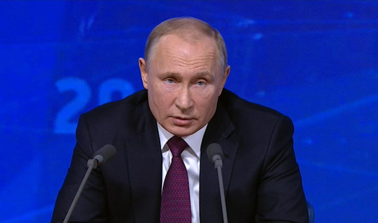 Путин заявил, что уровень бедности в России в ближайшие годы сократится вдвое