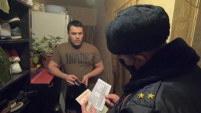 Александр Беглов: Миграционная ситуация в Петербурге стабильная и контролируемая