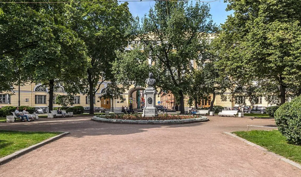 Площадь Ломоносова раскрасят световые инсталляции | Телеканал Санкт ...