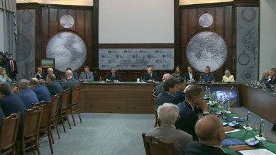 Путин предложил создать новый российский Атлас мира