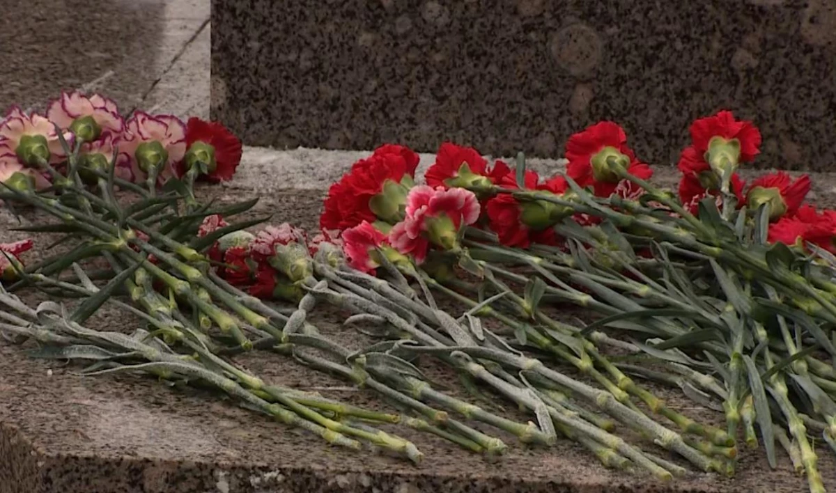 350 тысяч имен ленинградцев, погибших в блокаду, прозвучали вслух - tvspb.ru