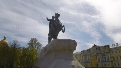 В Петербурге индекс самоизоляции упал до 2,7 балла