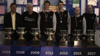 Киберчемпионы: Команда победителей чемпионата по спортивному программированию вернулась в Петербург