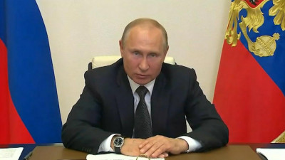 Президент проведет совещание по вопросу доплат медикам, работающим с пациентами с COVID-19