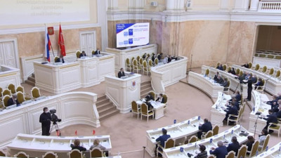 Александр Беглов: Принятые президентом меры позволили выиграть время и подготовиться к эпидемии