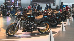 В «Ленэкспо» показали раритетные мотоциклы