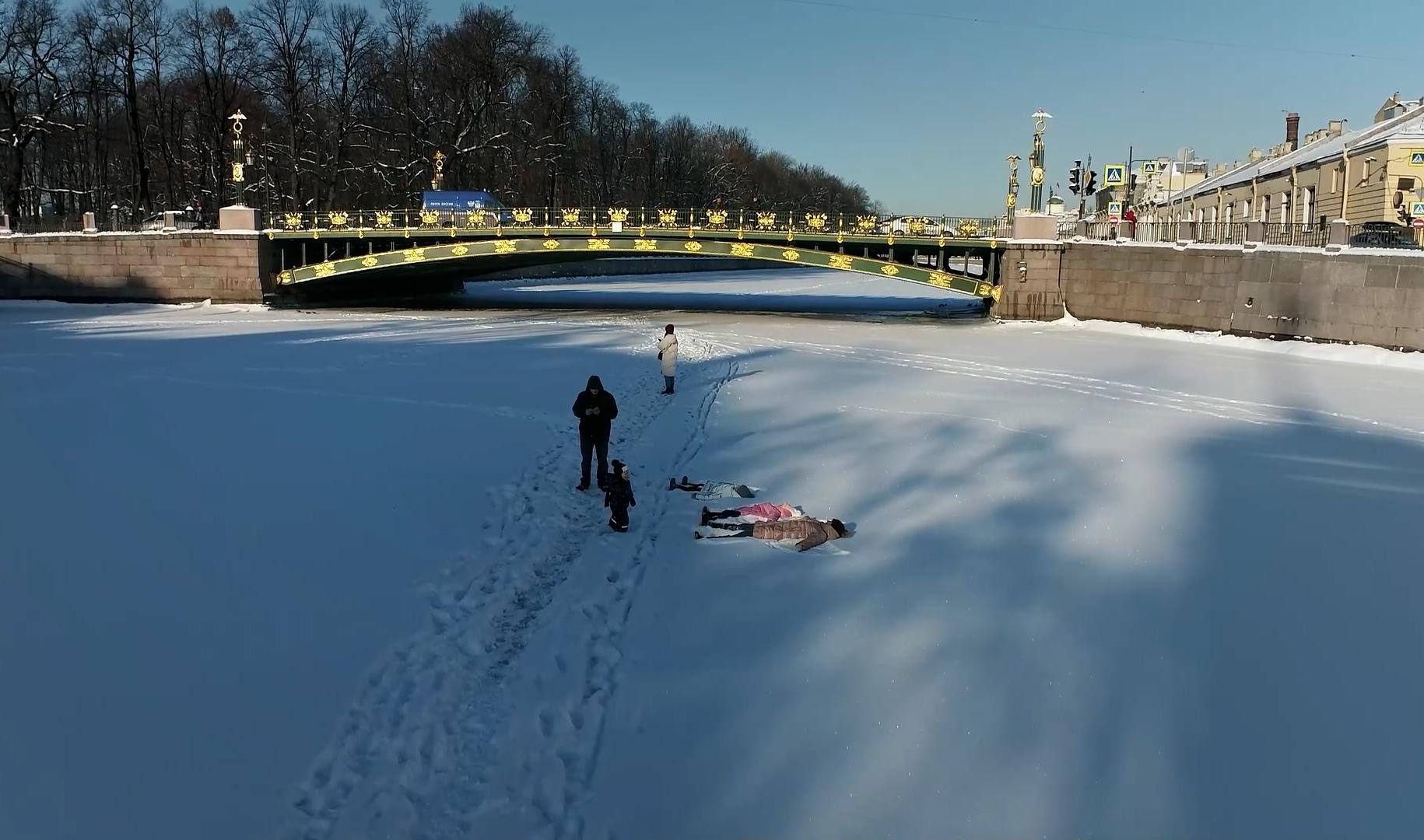 Вопреки прогнозу погоды. Минус 30 градусов в Питере. Мороз 20 градусов в СПБ. До минус 23.