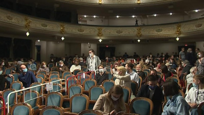 Театры и музеи Петербурга возвращаются к обычной работе, но с мерами предосторожности