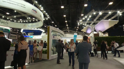 Путин пригласил французских бизнесменов на ПМЭФ