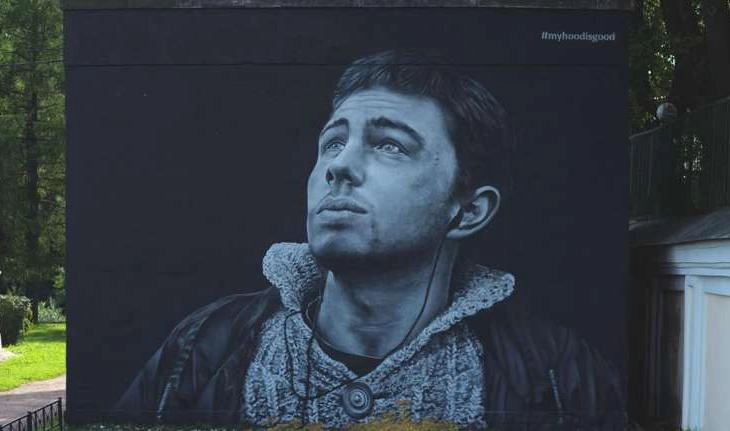 В Петербурге уничтожат граффити-портреты Сергея Бодрова и Зины Портновой - tvspb.ru