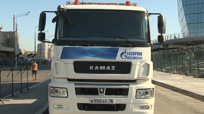 В Петербурге показали магистральные тягачи для транспортировки гелия в порты Владивостока