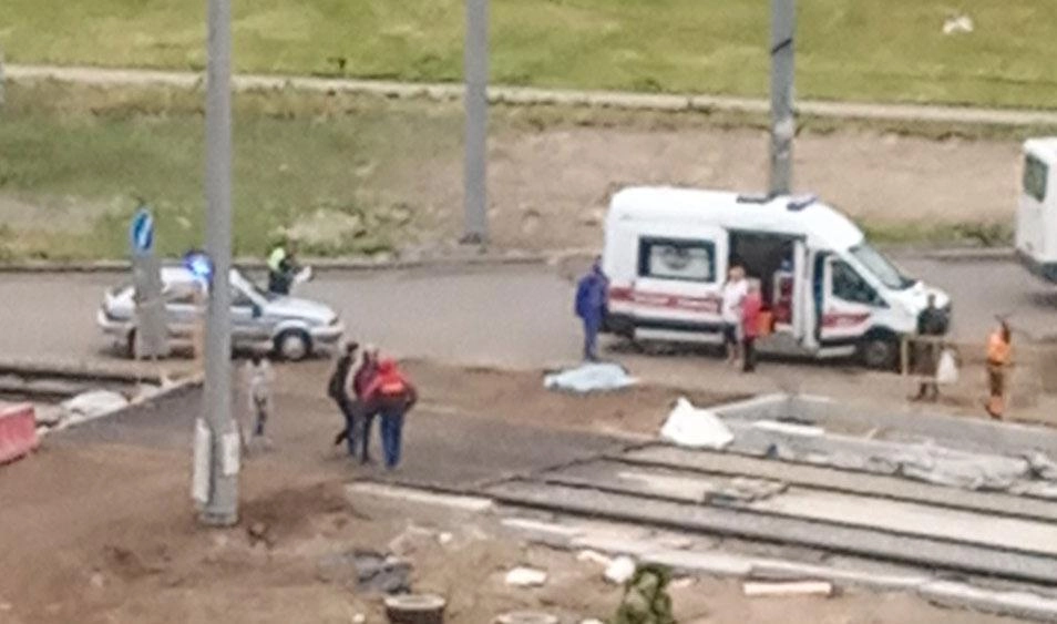 Трактор сбил пенсионерку в Красногвардейском районе - tvspb.ru