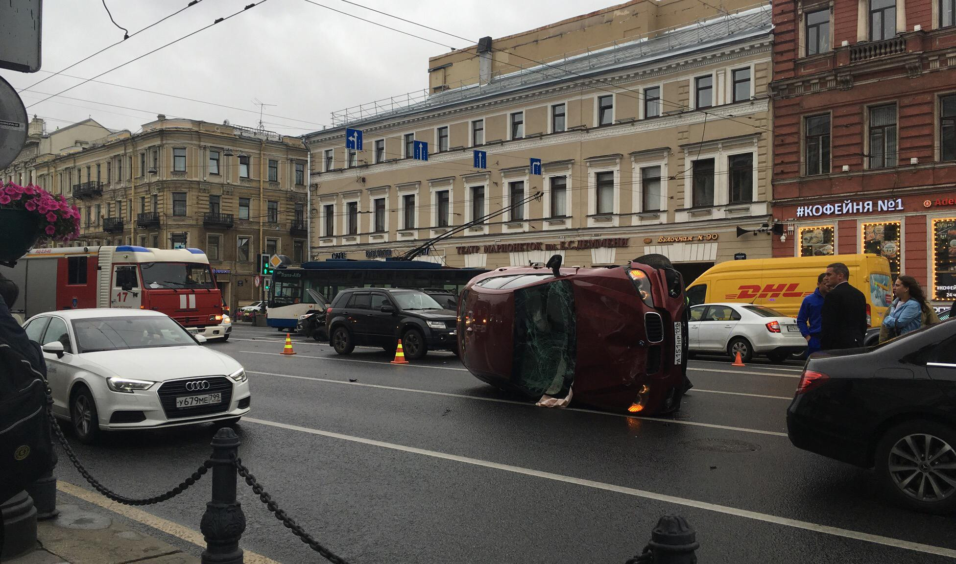 Что в центре петербурга сегодня