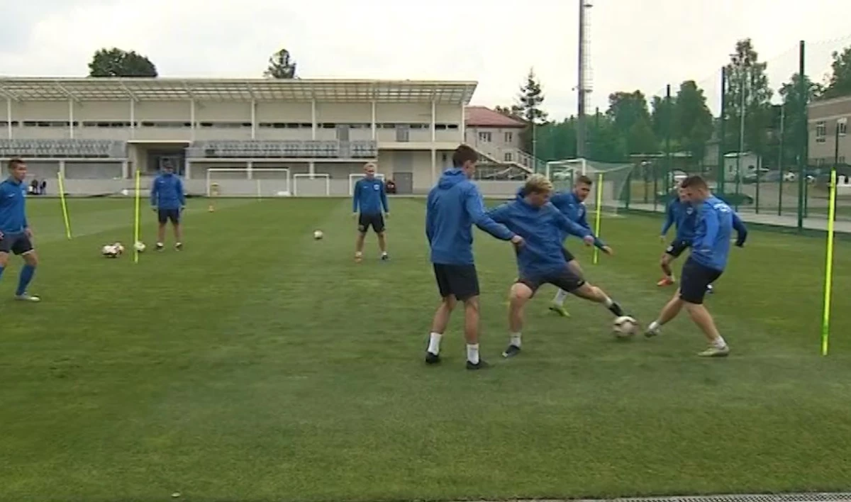 ФК «Ленинградец» готовится к старту ПФЛ - tvspb.ru